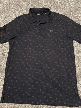 Travis Mathew Black Polo with Subtle Maroon Motif men’s large